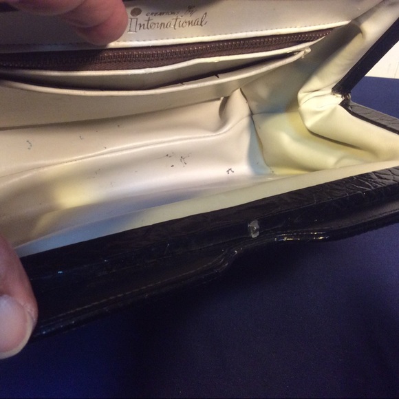 Creations By International Vintage Handbag - Picture 7 of 15